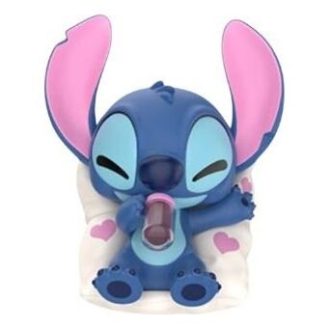 Figuras de Disney Stitch en una cita «Siesta acogedora»