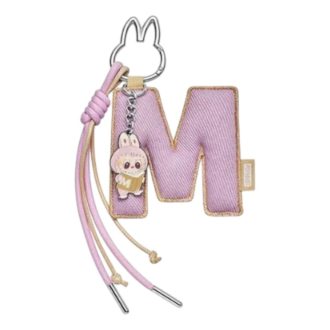 Pin Labubu para colgante con letra de amor «M»